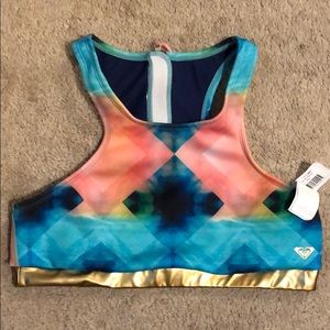 Roxy pop surf light neo crop top. Size L